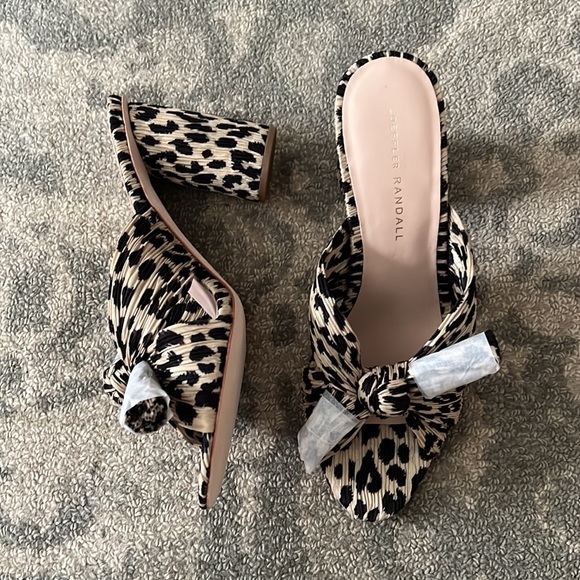 NWT Loeffler Randall Penny - Picture 6 of 8